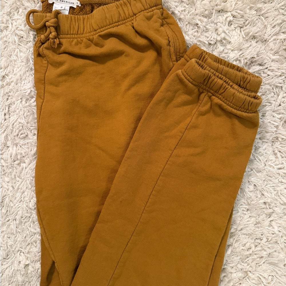 Good American Mustard Jogger Pants